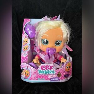 Cry Babies Kiss Me Stella Doll